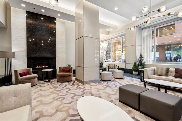 Fireplace, Interior, Living room, Pendant Lights, Recessed Lighting