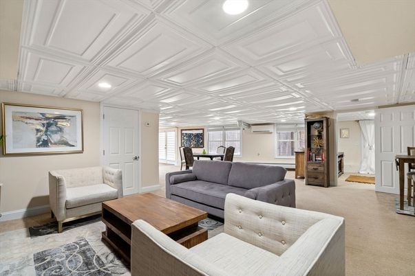 Dining room, Interior, Living room, Recessed Lighting
