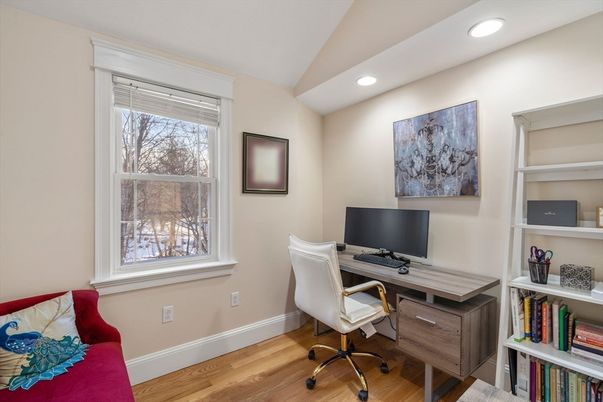 Home Office, Interior, Recessed Lighting, Wood Texture Flooring
