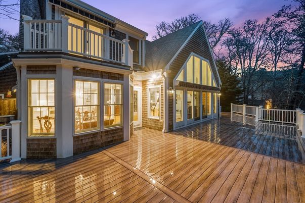 Exterior, Wood Texture Flooring