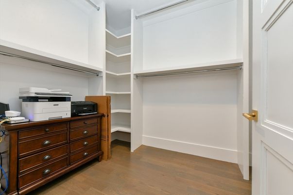 Interior, Walk-in Closets, Wood Texture Flooring