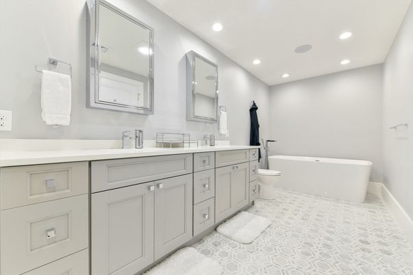 Bathroom, Dual Sink Vanities, Free Standing Baths, Interior, Recessed Lighting