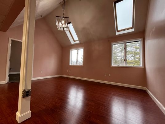 Empty room, Interior, Pendant Lights, Wood Texture Flooring