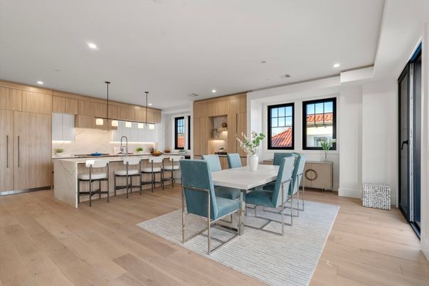 Dining room, Interior, Kitchen, Pendant Lights, Recessed Lighting, Wood Texture Flooring