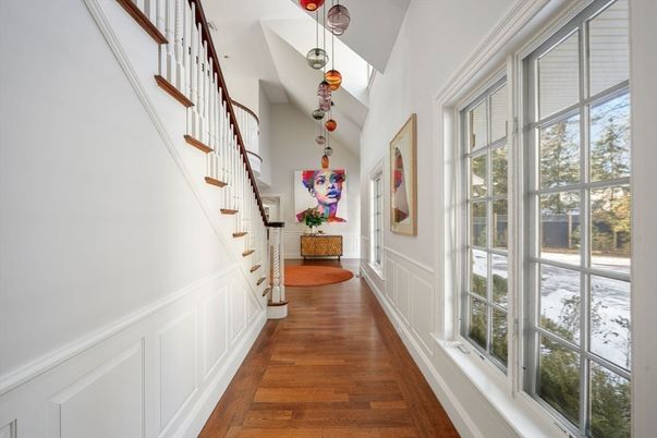 Interior, Pendant Lights, Wood Texture Flooring