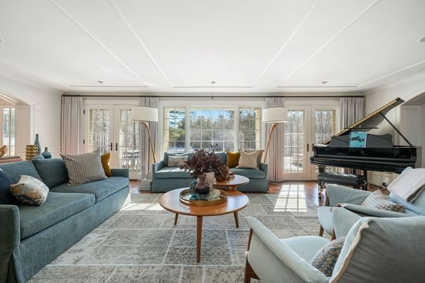 Interior, Living room, Piano, Recessed Lighting