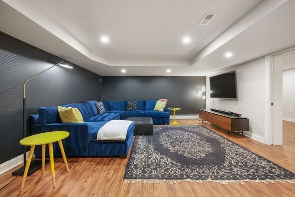 Interior, Living room, Recessed Lighting, Wood Texture Flooring