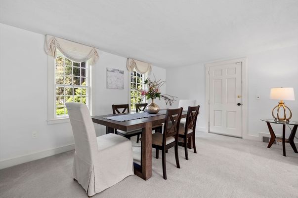 Dining room, Interior