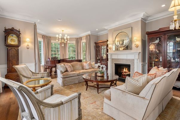 Chandelier, Fireplace, Interior, Living room, Piano, Recessed Lighting, Wood Texture Flooring
