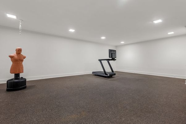 Fitness Equipment, Interior, Recessed Lighting