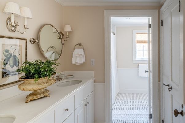Bathroom, Dual Sink Vanities, Interior