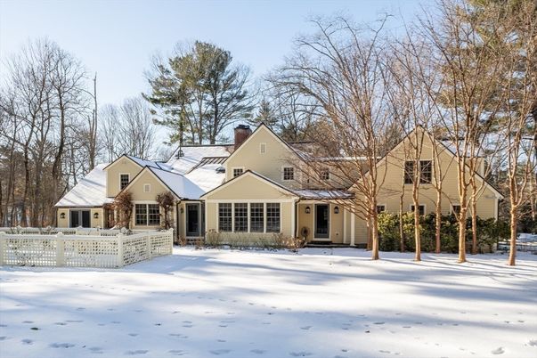 Backyard, Exterior, Facade, Farmhouse