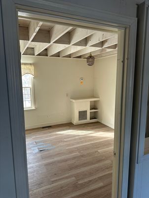 Empty room, Fireplace, Interior, Wooden Beams, Wood Texture Flooring