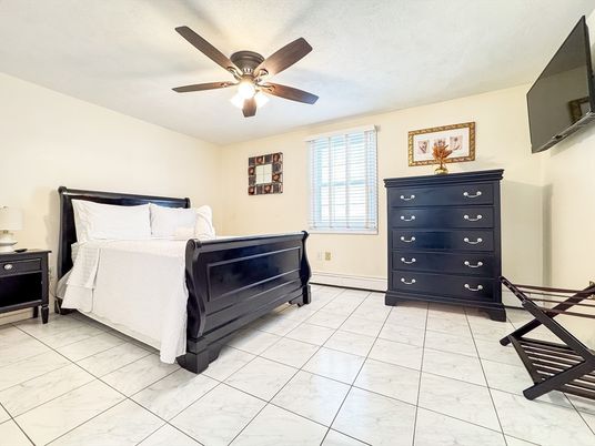 Bedroom, Interior, Marble