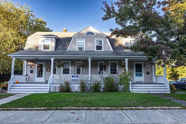 Exterior, Facade, Cape Cod