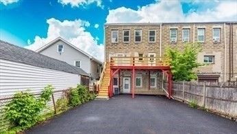 Exterior, Facade, Brick Facade, Rowhouse
