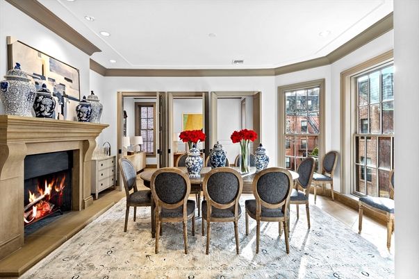 Dining room, Fireplace, Interior, Recessed Lighting, Wood Texture Flooring