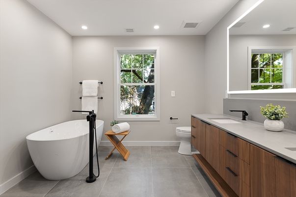 Bathroom, Dual Sink Vanities, Free Standing Baths, Interior, Recessed Lighting