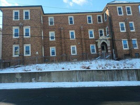 Exterior, Facade, Brick Facade, Rowhouse