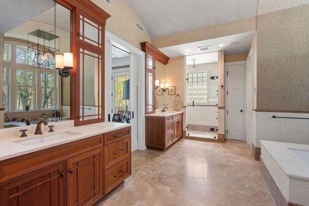 Bathroom, Dual Sink Vanities, Interior, Pendant Lights, Recessed Lighting