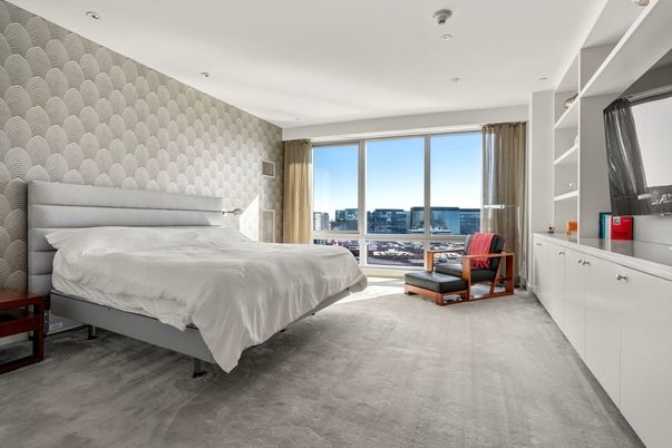 Bedroom, Interior, Recessed Lighting, Water