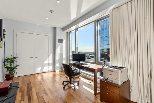 Home Office, Interior, Recessed Lighting, Wood Texture Flooring