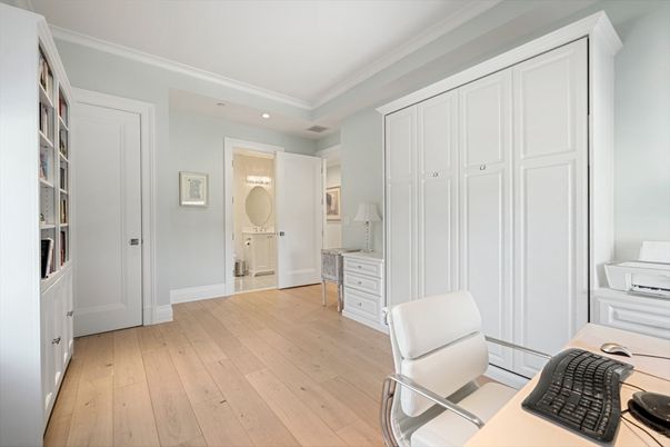 Home Office, Interior, Recessed Lighting, Wood Texture Flooring