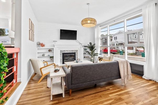 Fireplace, Interior, Living room, Pendant Lights, Wood Texture Flooring