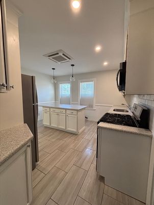 Interior, Kitchen, Pendant Lights, Recessed Lighting, Wood Texture Flooring
