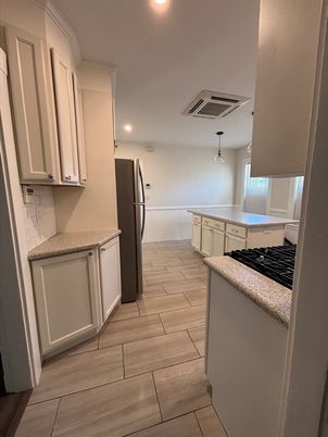 Interior, Kitchen, Pendant Lights, Recessed Lighting