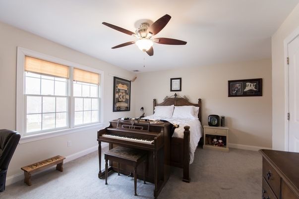 Bedroom, Interior, Piano