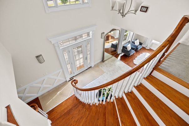 Chandelier, Interior, Wood Texture Flooring