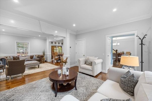 Dining room, Interior, Living room, Recessed Lighting, Wood Texture Flooring