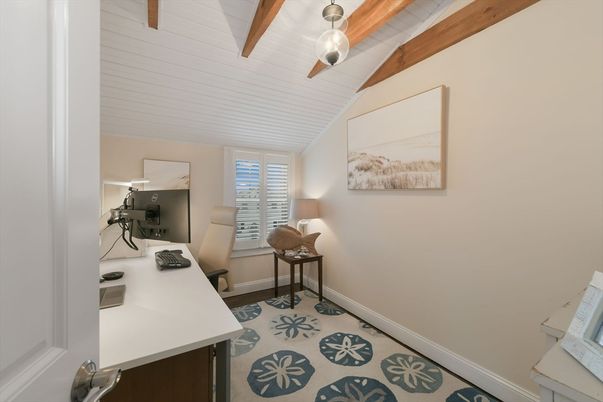 Home Office, Interior, Wooden Beams