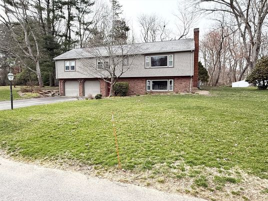 Attached, Backyard, Exterior, Facade, Brick Facade, Raised Ranch