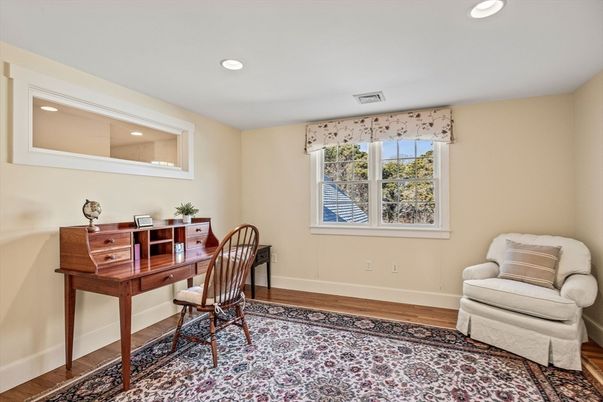Home Office, Interior, Recessed Lighting, Wood Texture Flooring