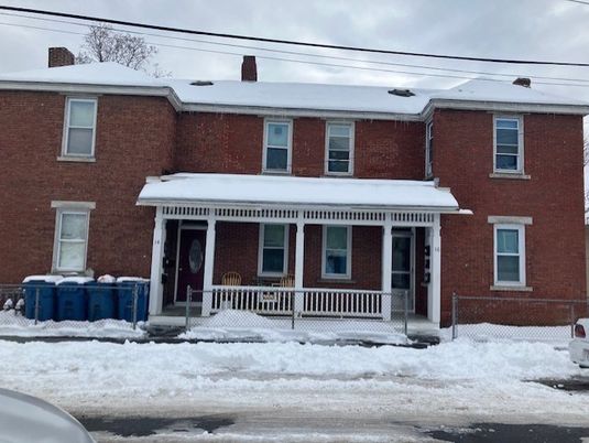 Exterior, Facade, Brick Facade, Rowhouse