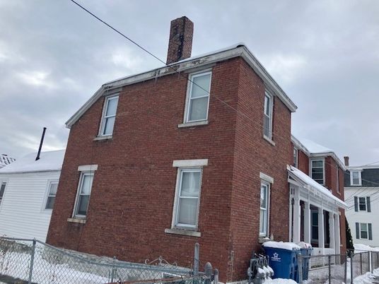 Exterior, Facade, Brick Facade, Rowhouse