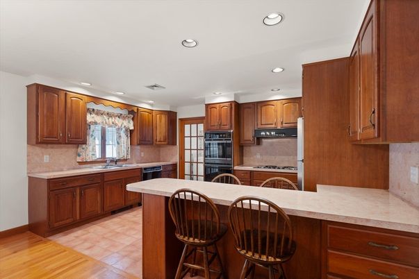 Interior, Kitchen, Recessed Lighting