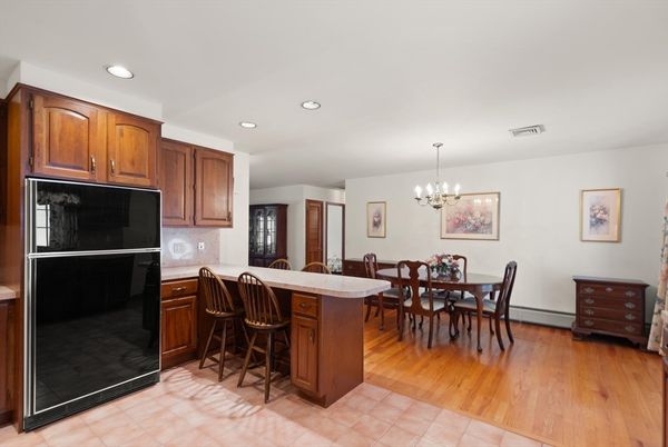 Chandelier, Dining room, Interior, Kitchen, Recessed Lighting, Wood Texture Flooring