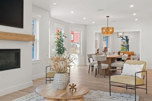 Chandelier, Dining room, Interior, Pendant Lights, Recessed Lighting, Wood Texture Flooring