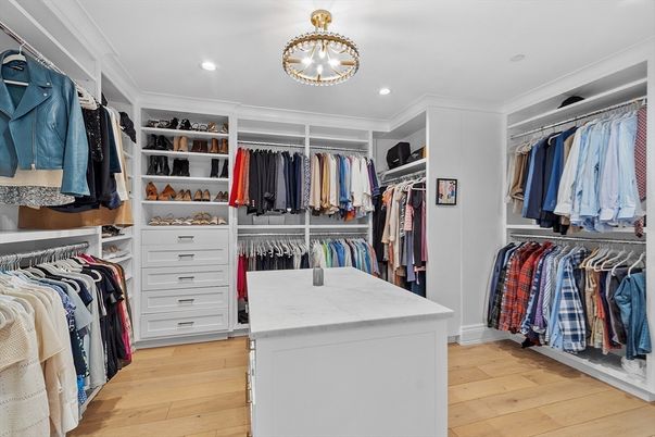 Interior, Recessed Lighting, Walk-in Closets, Wood Texture Flooring