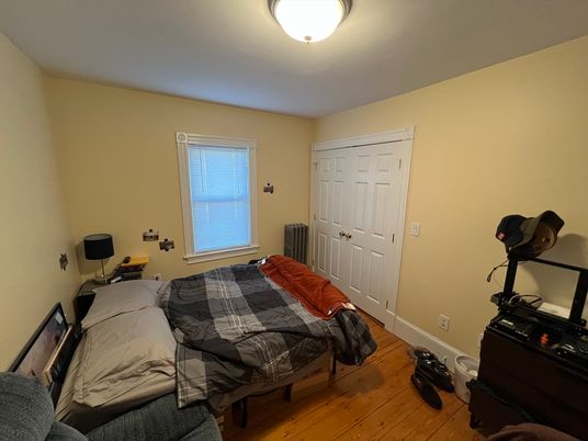 Bedroom, Fitness Equipment, Interior, Wood Texture Flooring