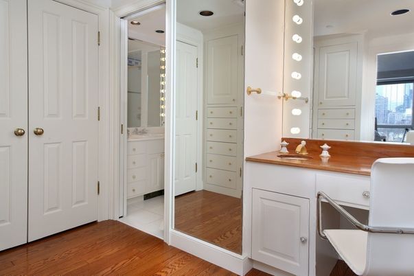 Bathroom, Interior, Recessed Lighting, Wood Texture Flooring