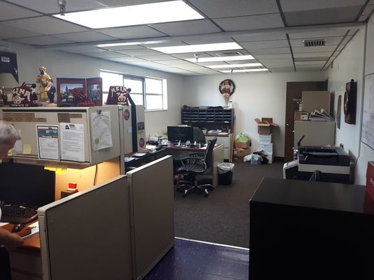 Home Office, Interior
