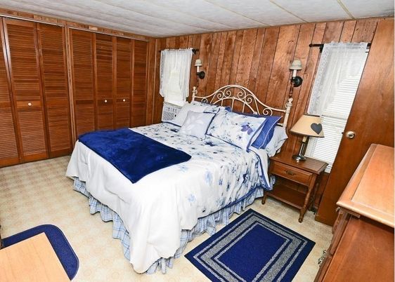 Bedroom, Interior, Wooden Walls