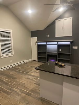Interior, Recessed Lighting, Wood Texture Flooring