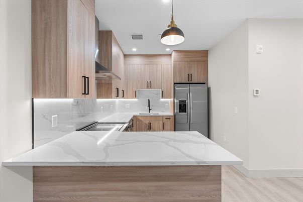 Interior, Kitchen, Pendant Lights, Recessed Lighting, Wood Texture Flooring