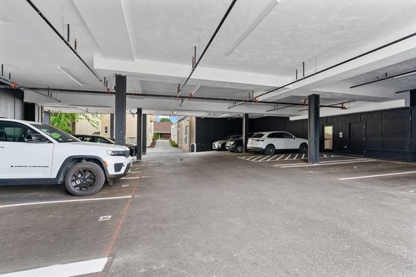 Garage, Interior