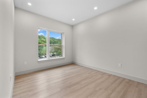 Empty room, Interior, Recessed Lighting, Wood Texture Flooring